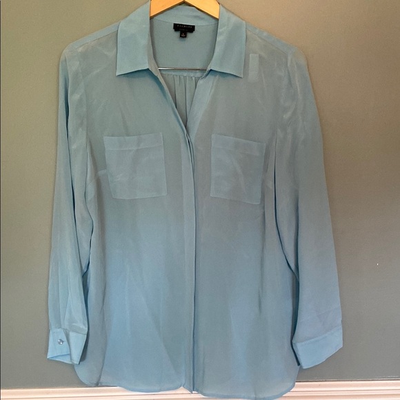 Talbots Washable silk hidden button blouse. Size L luxury business office wear - Picture 2 of 6